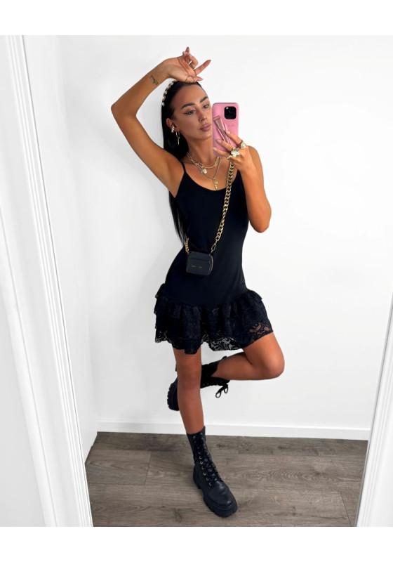 Sukienka-halka czarna LaMilla