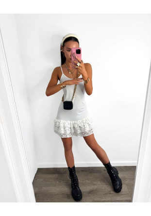 Sukienka-halka biała LaMilla