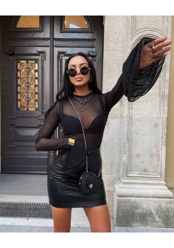 Bluzka siateczka z dzwonkami LaMilla