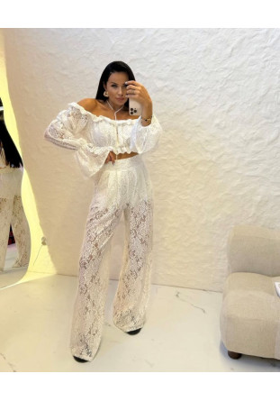 Koronkowe spodnie z prostą nogawką  LaMilla