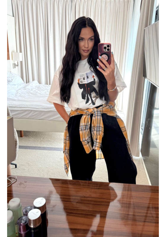 T-shirt dama z gazetą LaMilla