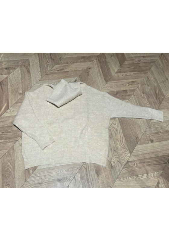 swter golf w kolorze beżu